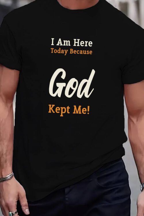 ” God Kept Me” Creative Print Casual Novelty T-Shirt For Men, Short Sleeve Summer& Spring Top, Comfort Fit, Stylish Streetwear Crew Neck Tee For Daily Wear